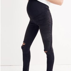 Maternity Over-the-Belly Skinny Jeans in Black Sea